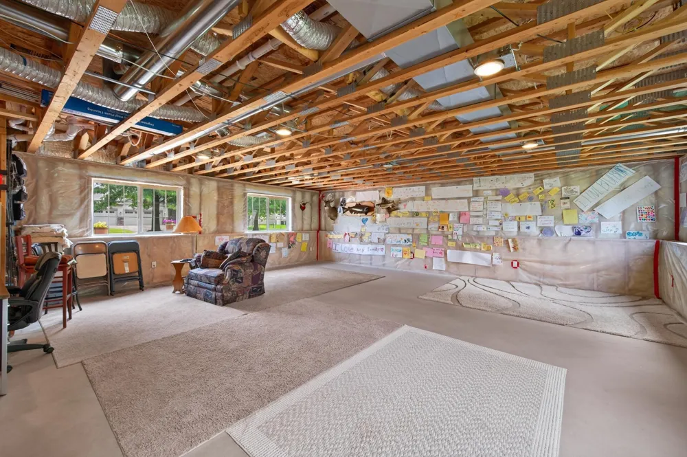 878 Kelly Street Lino Lakes, MN 55014