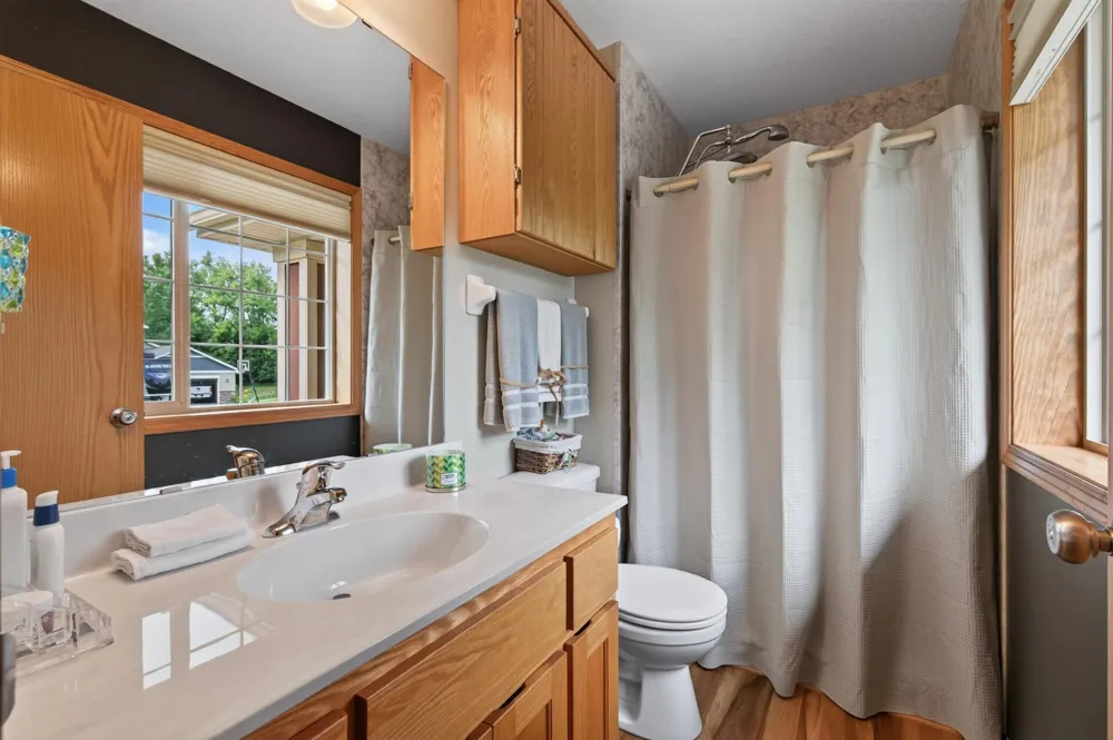 878 Kelly Street Lino Lakes, MN 55014