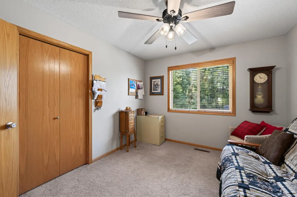 878 Kelly Street Lino Lakes, MN 55014