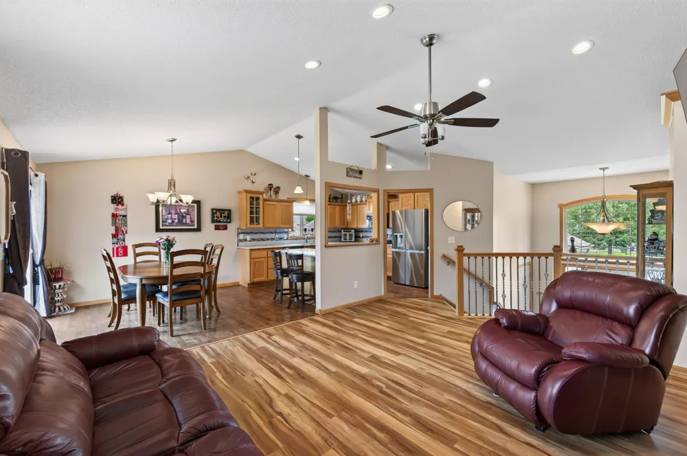 878 Kelly Street Lino Lakes, MN 55014