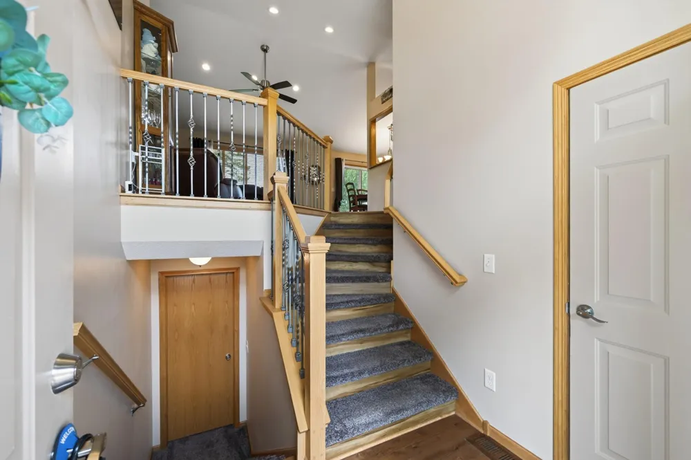 878 Kelly Street Lino Lakes, MN 55014