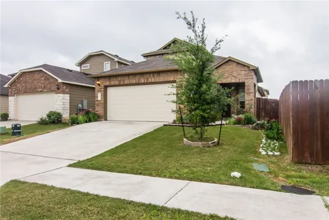 16009 Hawthorne Heights Trail