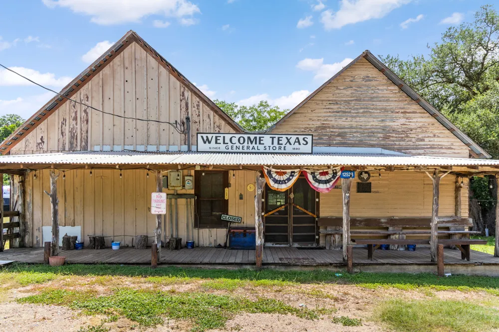 Thielemann RD Road Industry, TX 78944