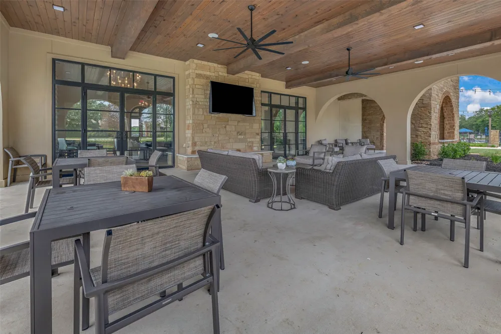 3708 Archer Falls Court College Station, TX 77845