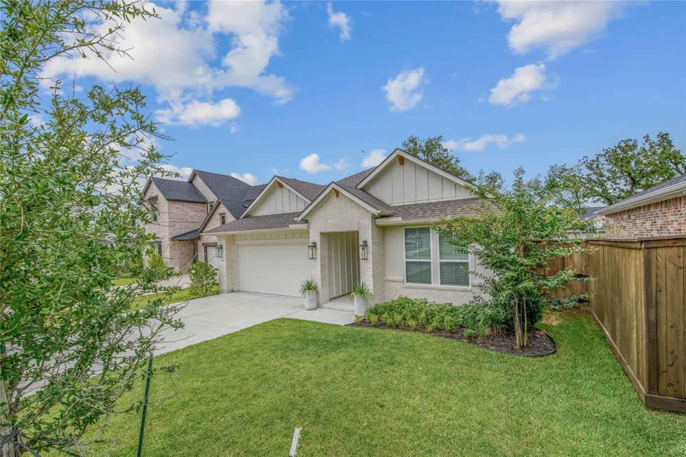3708 Archer Falls Court College Station, TX 77845