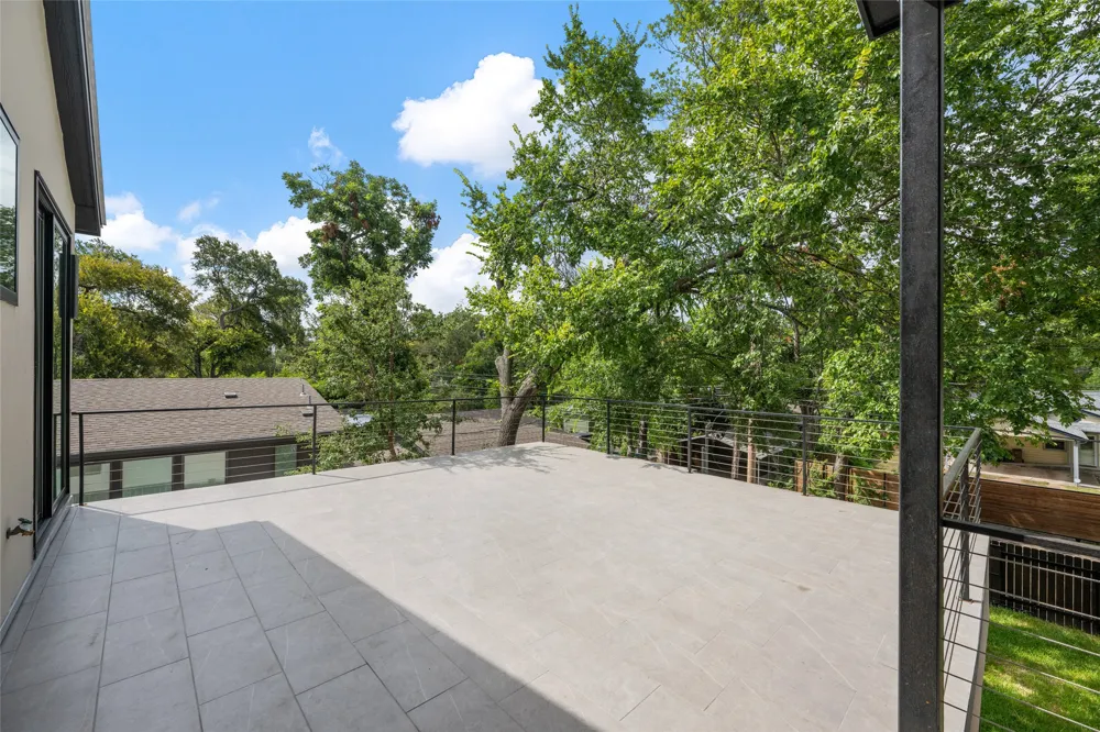 4324 Airport Boulevard #B Austin, TX 78722
