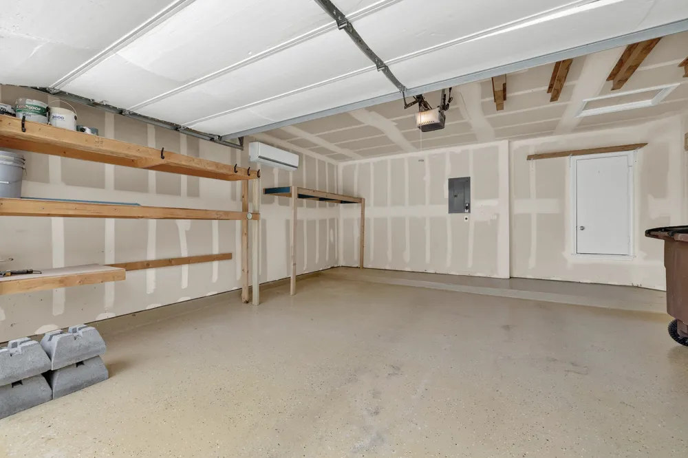401 Summerside Avenue Lockhart, TX 78644