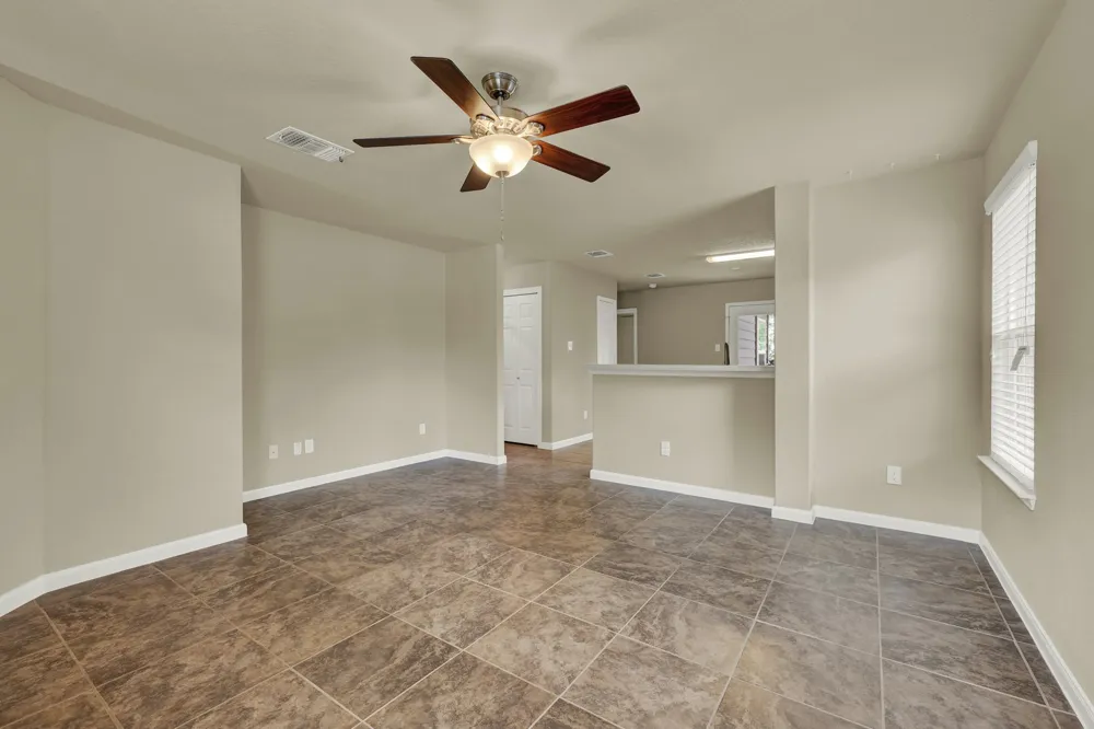 401 Summerside Avenue Lockhart, TX 78644