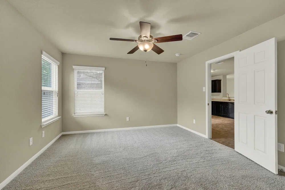 401 Summerside Avenue Lockhart, TX 78644