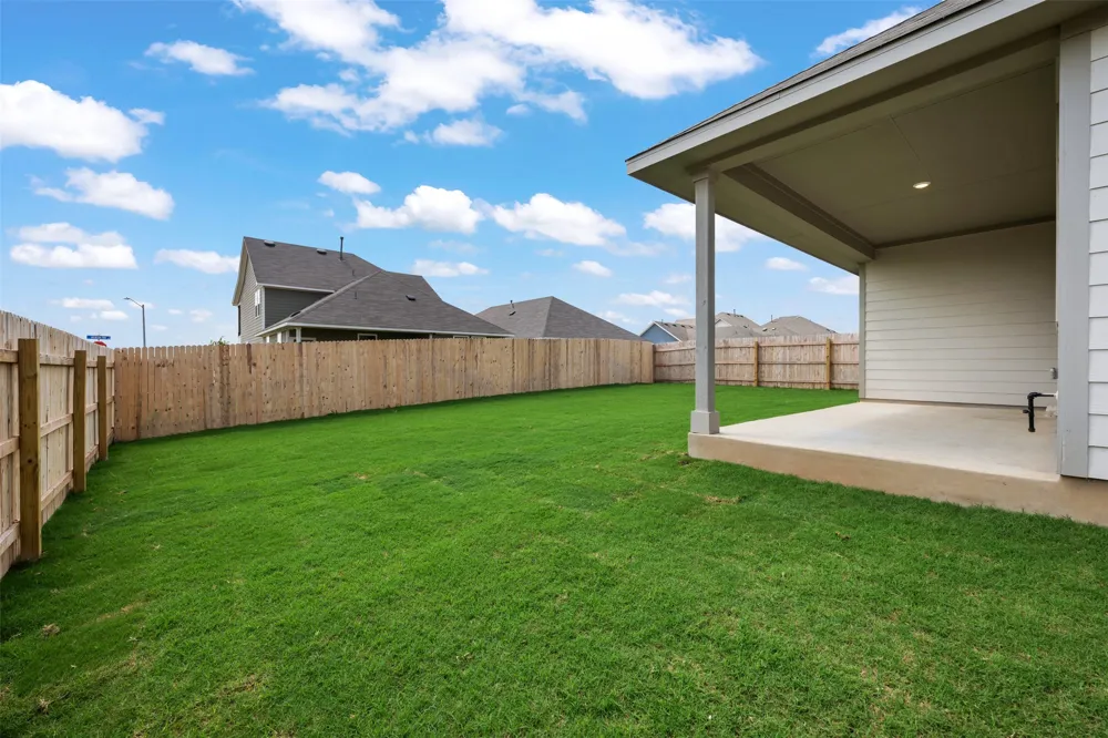 283 Crater Lake Drive Dripping Springs, TX 78620