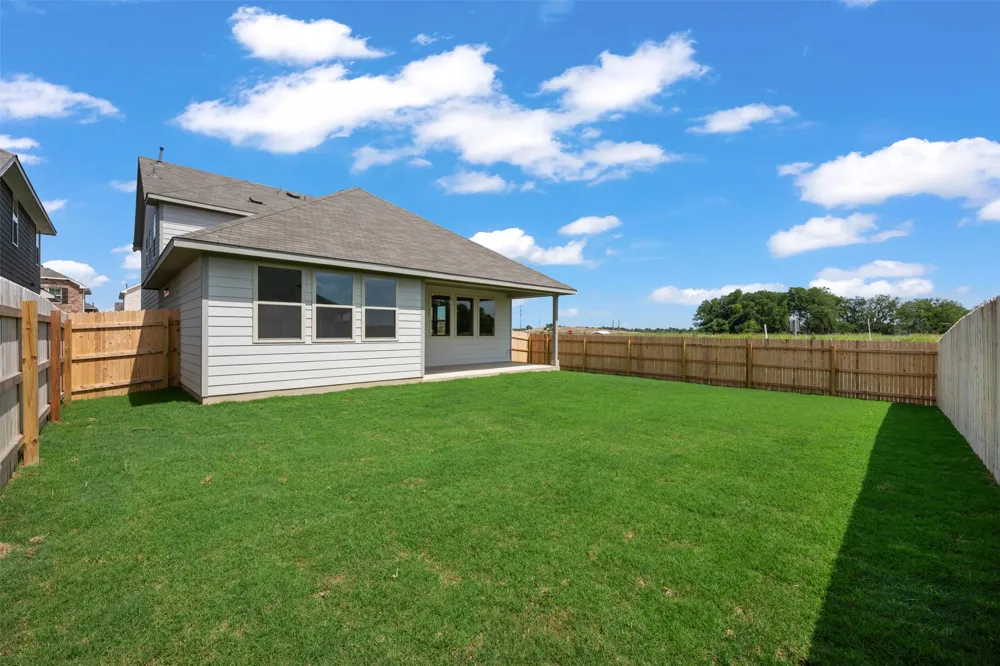 283 Crater Lake Drive Dripping Springs, TX 78620
