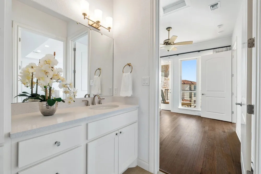 104 Bella Toscana Avenue #2302 Lakeway, TX 78734
