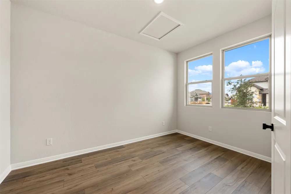 275 Crater Lake Drive Dripping Springs, TX 78620