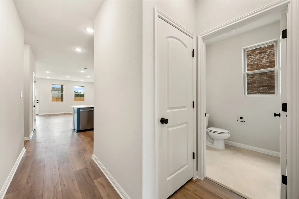 275 Crater Lake Drive Dripping Springs, TX 78620