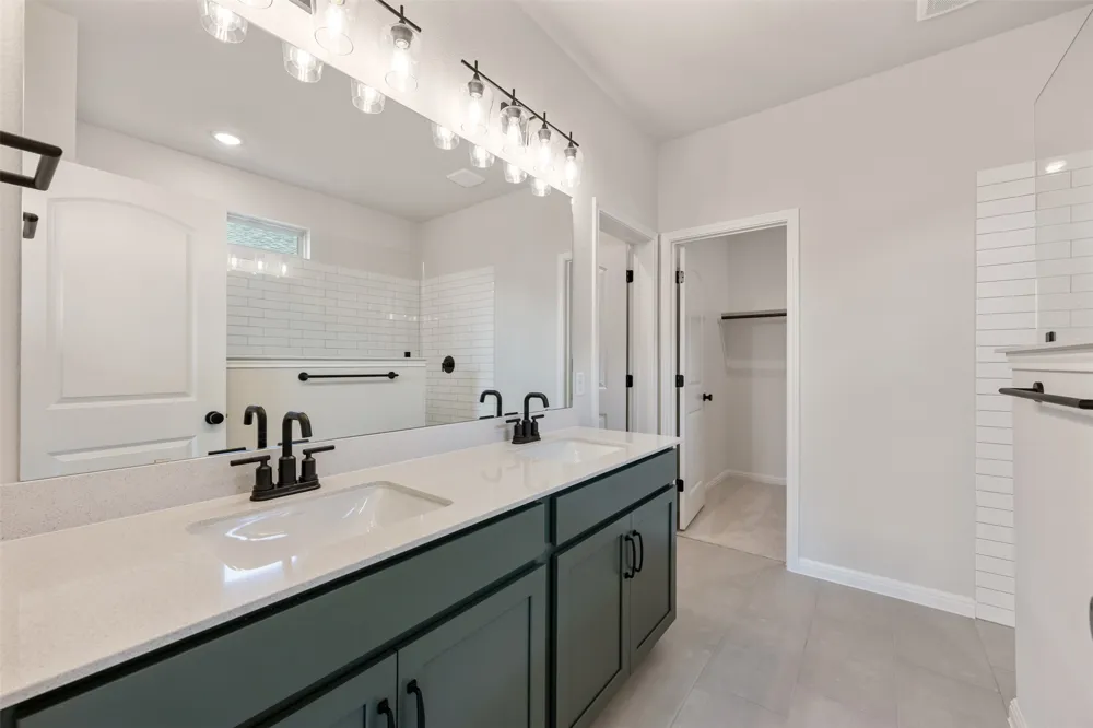 275 Crater Lake Drive Dripping Springs, TX 78620