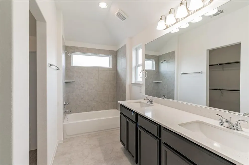 233 Trailside Lane Bastrop, TX 78602
