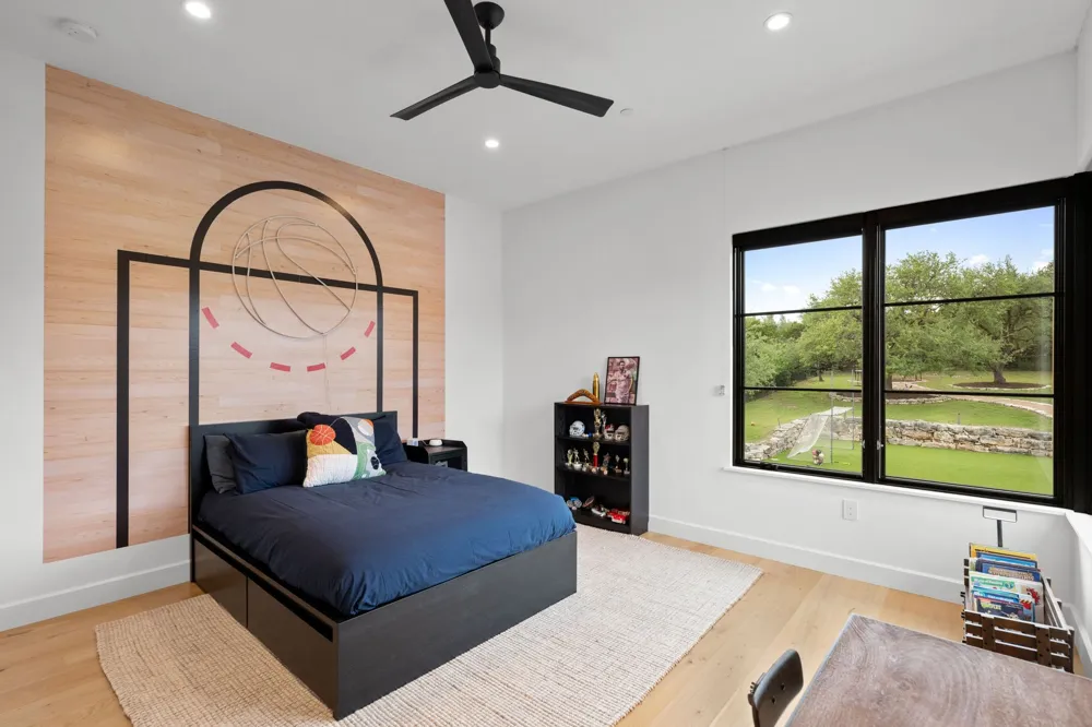 10208 Milky Way Austin, TX 78730