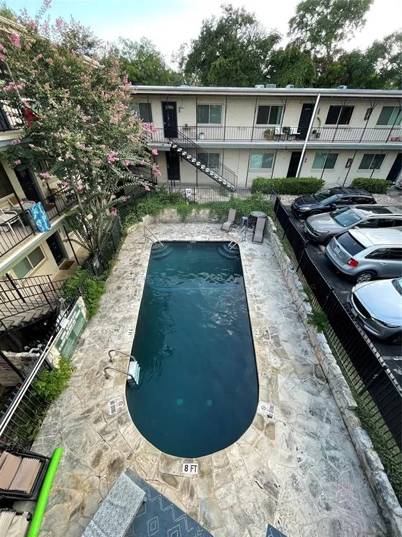 1202 Newning Avenue #106 Austin, TX 78704