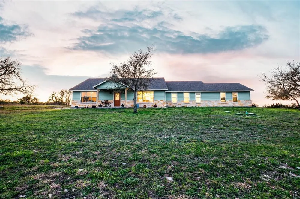 220 Three Creeks Drive Bertram, TX 78605