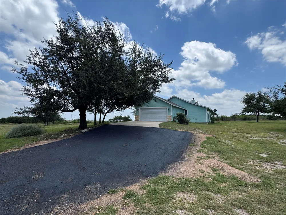 220 Three Creeks Drive Bertram, TX 78605