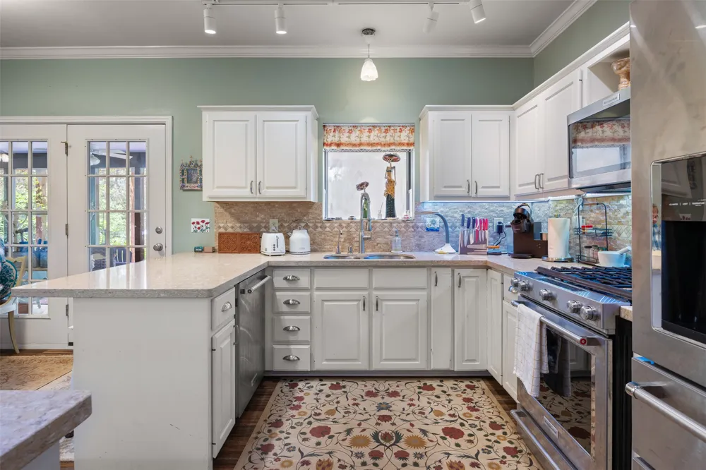 35 Brookmeadow Drive Wimberley, TX 78676