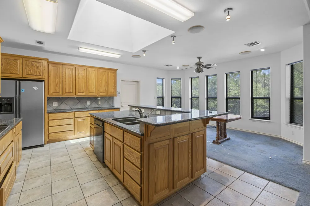 313 Lagoon Loop Horseshoe Bay, TX 78657