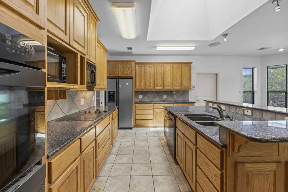 313 Lagoon Loop Horseshoe Bay, TX 78657