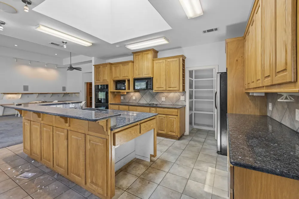 313 Lagoon Loop Horseshoe Bay, TX 78657