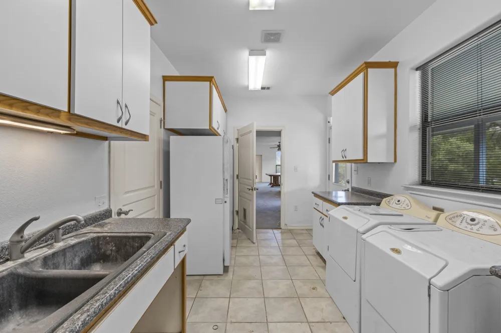 313 Lagoon Loop Horseshoe Bay, TX 78657
