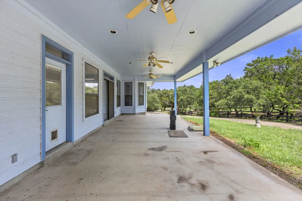 313 Lagoon Loop Horseshoe Bay, TX 78657