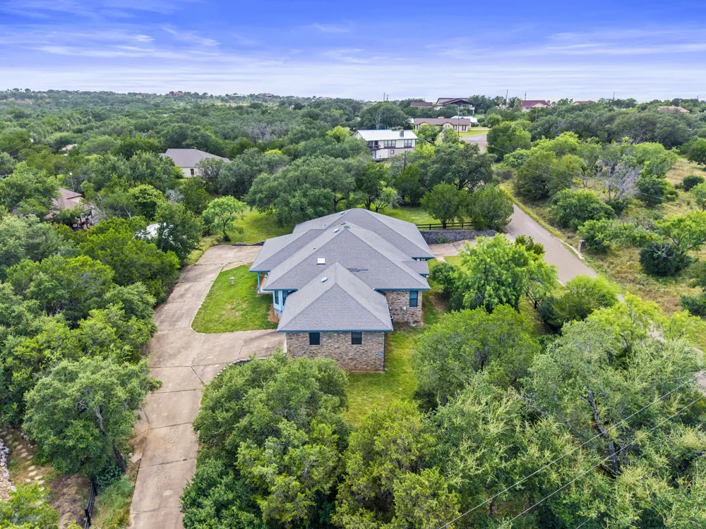 313 Lagoon Loop Horseshoe Bay, TX 78657