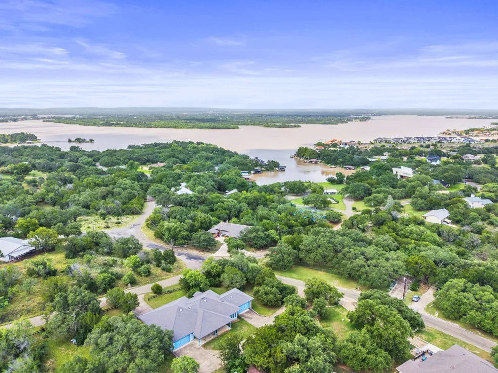 313 Lagoon Loop Horseshoe Bay, TX 78657