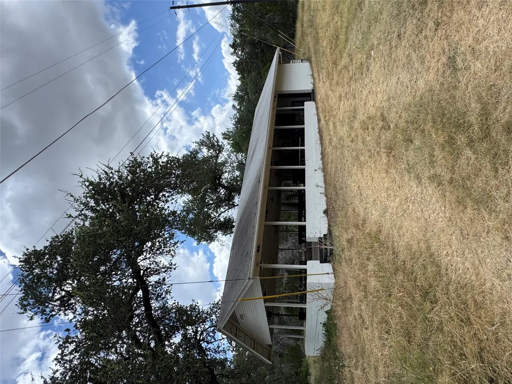 12501 Fitzhugh Road Austin, TX 78736