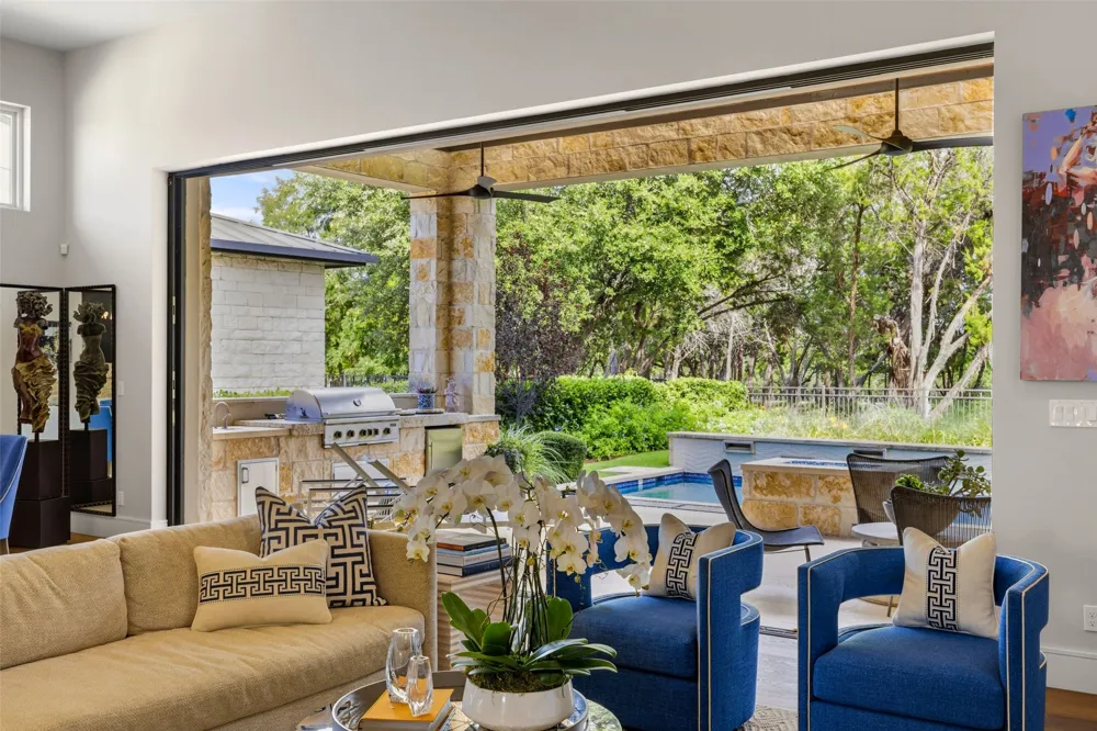 8317 CARRANZO DRIVE Austin, TX 78735
