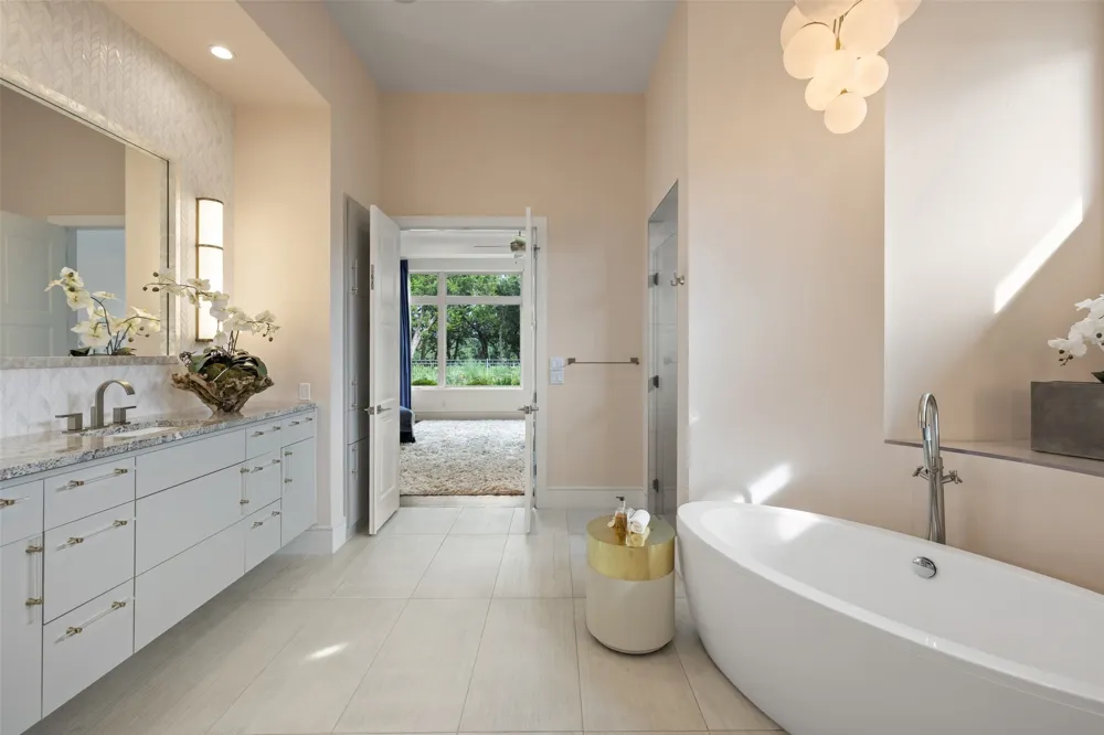 8317 CARRANZO DRIVE Austin, TX 78735