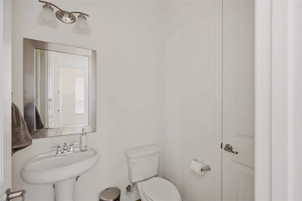 1800 Cotton Farm Trail Leander, TX 78641