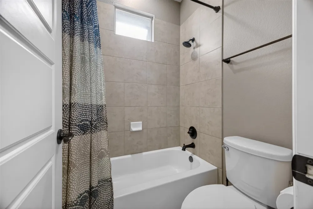 4017 Benetton Way Leander, TX 78641
