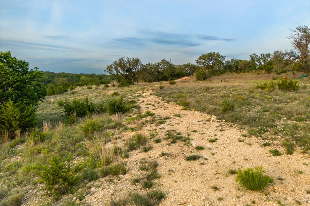 1 Esperanza Trail Johnson City, TX 78636