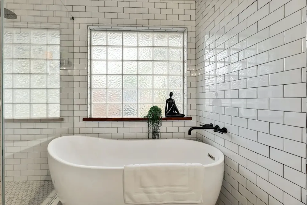 13344 Tamayo Drive Austin, TX 78729