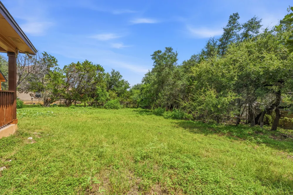 17509 Village Drive Dripping Springs, TX 78620