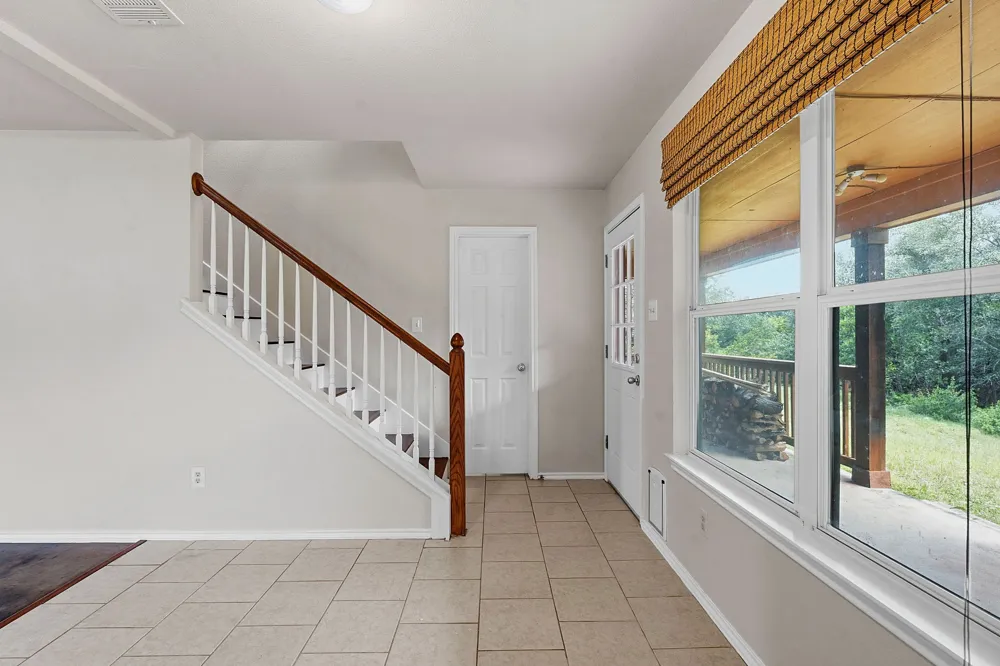 17509 Village Drive Dripping Springs, TX 78620