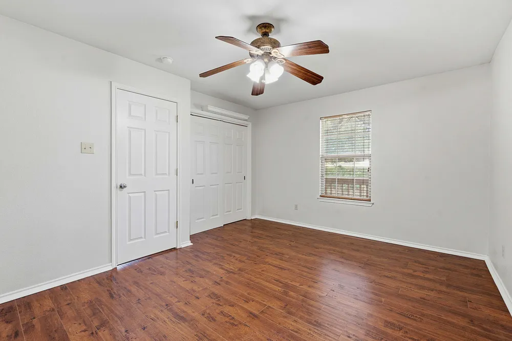 17509 Village Drive Dripping Springs, TX 78620