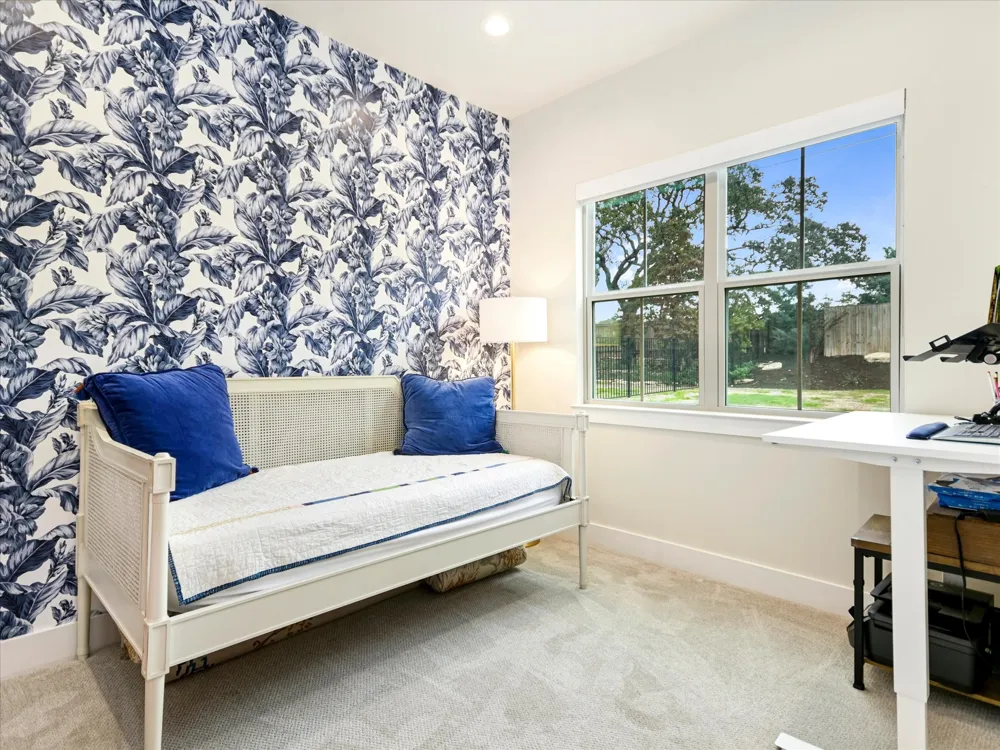 170 Bunker Ranch Boulevard #16 Dripping Springs, TX 78620