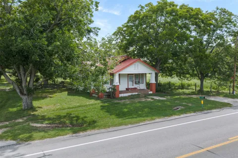 2005 W Grand Avenue