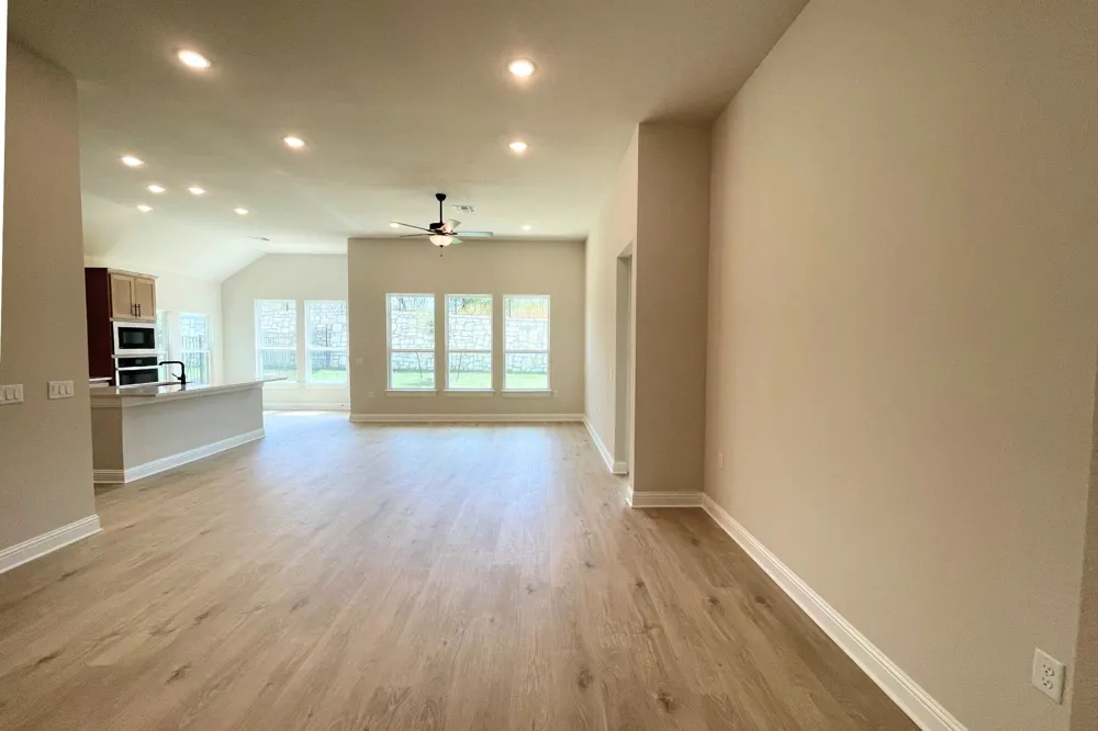 9605 Gladsome Path Manor, TX 78653
