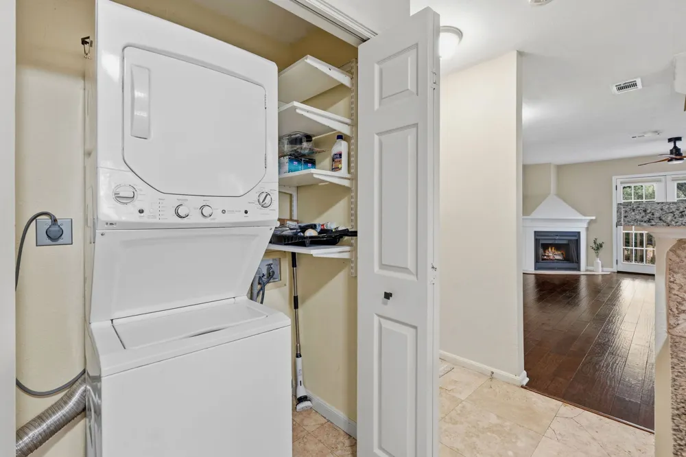 1506 Forest Trail #101 Austin, TX 78703