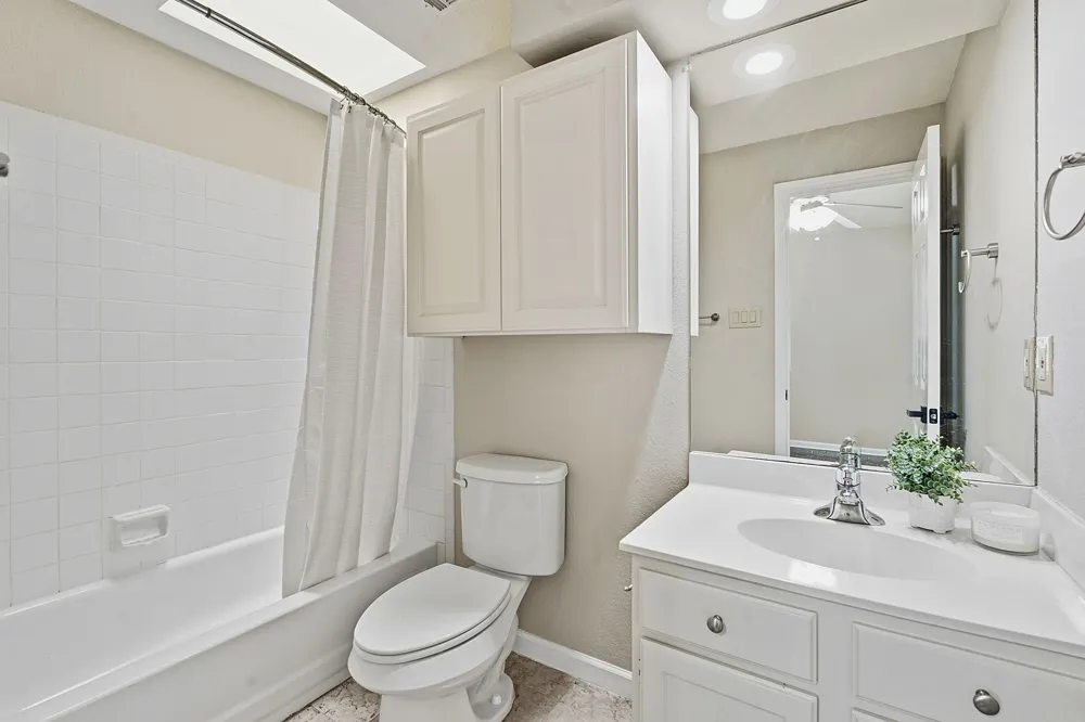 1506 Forest Trail #101 Austin, TX 78703