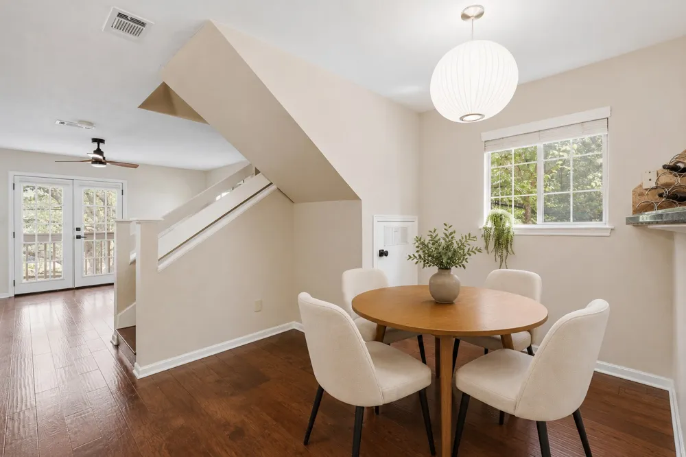 1506 Forest Trail #101 Austin, TX 78703
