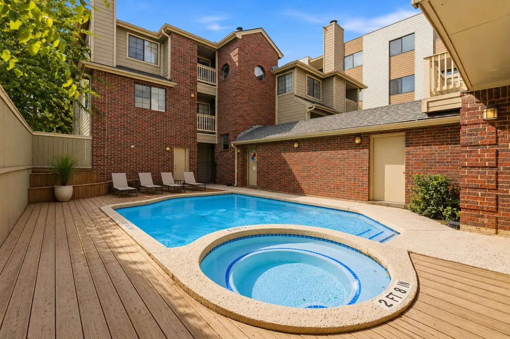 1506 Forest Trail #101 Austin, TX 78703