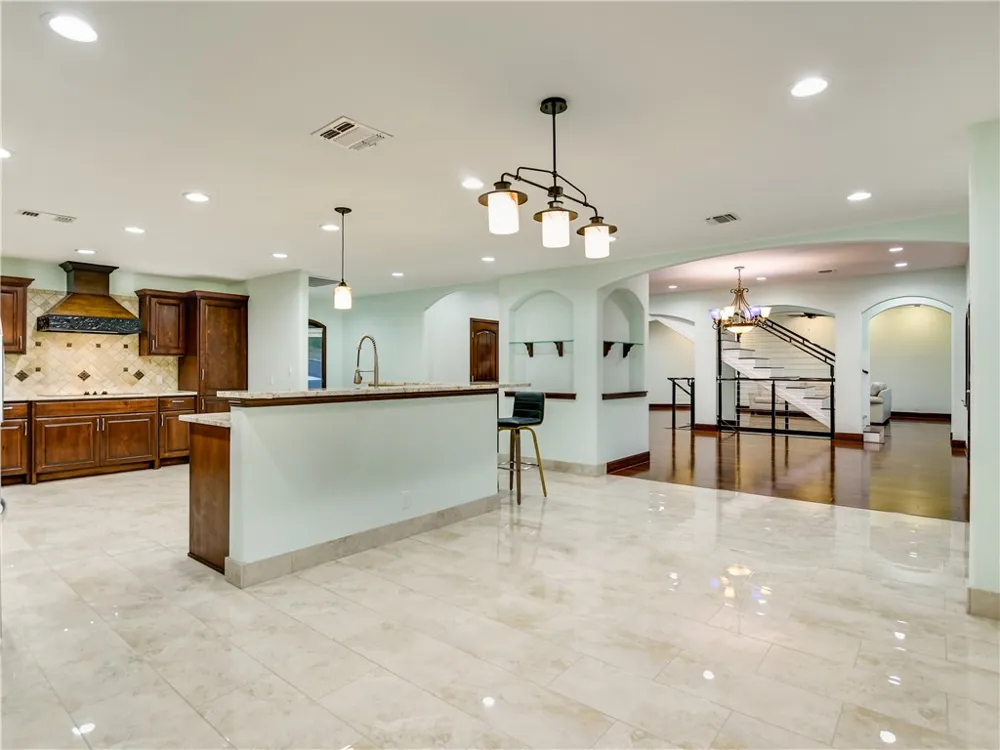 17904 Crystal Cove Jonestown, TX 78645